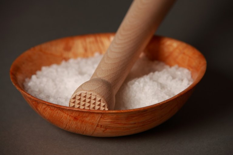冷え性体質改善に必要な「塩」の話③　減塩で健康状態はゲンナリに